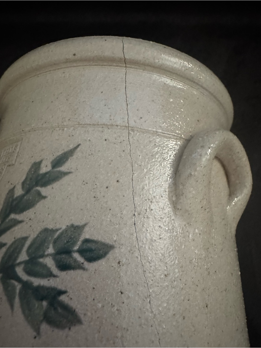 Salmon Falls Stoneware Cream Ceramic Crock with Green Fern Motif - Picture 8 of 9